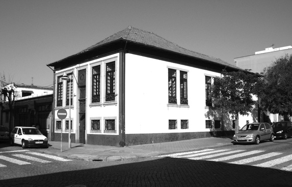 exterior 01small pb